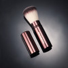 Пензель кабуки висувна для пудри, рум'ян та хайлайтерів HOURGLASS Retractable Kabuk Brush (Original)