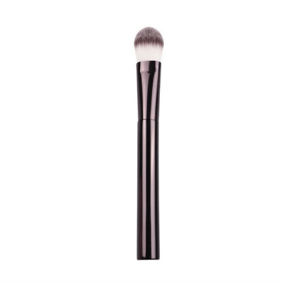 Пензель для тональної основи HOURGLASS Foundation Brush No 16