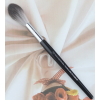 Кисть для румян и хайлайтера SEPHORA PRO Featherweight Blending Brush #93