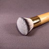 Пензель для тону Tarte The Buffer Airbrush Finish Bamboo Foundation Brush