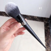 Пензель для пудри та рум'ян KAT VON D Powder Brush #1