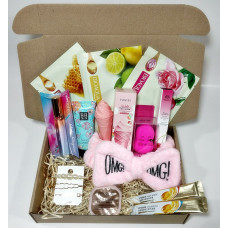 Подарунковий бокс косметики на День народження Beauty box для дівчини, подруги, сестри, дочки, коханої 15 позицій